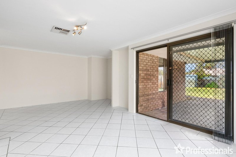 Photo - 19 Torcross Street, Warnbro WA 6169 - Image 23