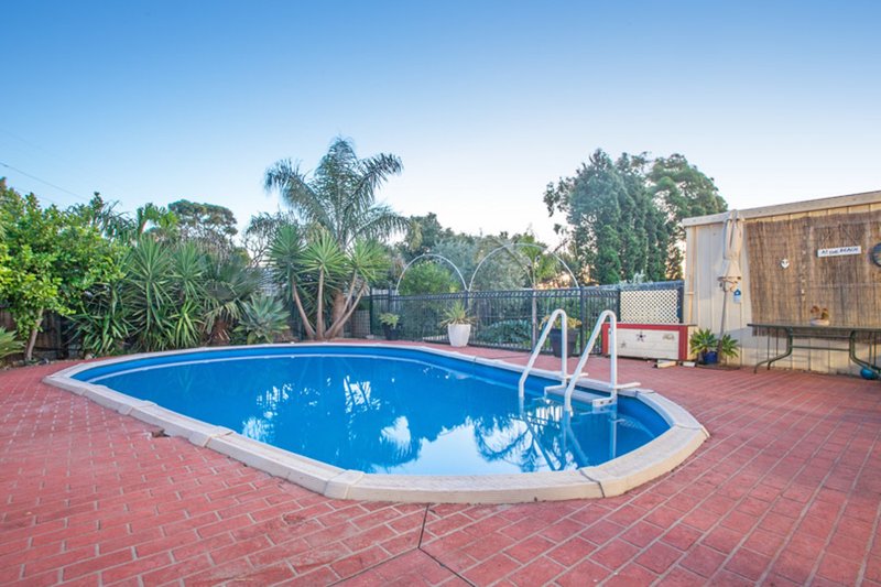 Photo - 19 Tovey Street, Reservoir VIC 3073 - Image 12