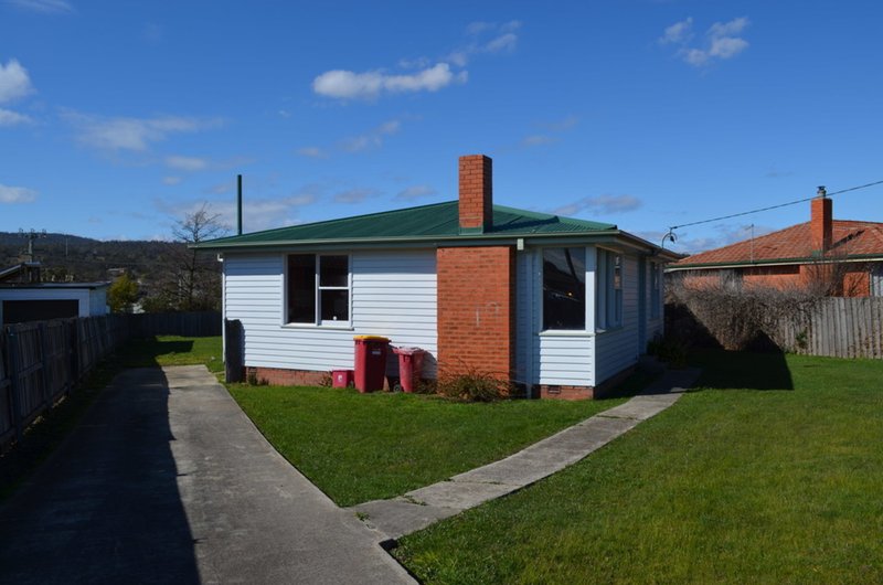 Photo - 19 Trethewie Street, Ravenswood TAS 7250 - Image 2