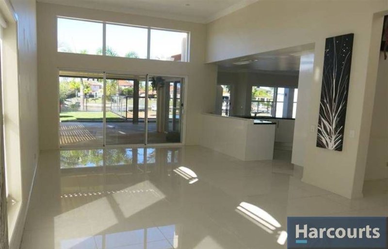 Photo - 19 Trimaran Crt , Banksia Beach QLD 4507 - Image 9