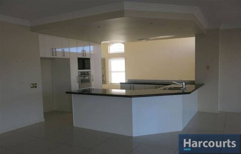 Photo - 19 Trimaran Crt , Banksia Beach QLD 4507 - Image 11