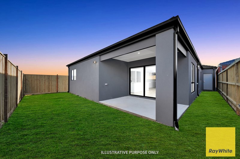 Photo - 19 Trondheim Street, Rockbank VIC 3335 - Image 15