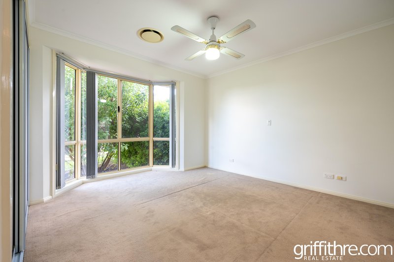 Photo - 19 Tubbo Crescent, Griffith NSW 2680 - Image 11