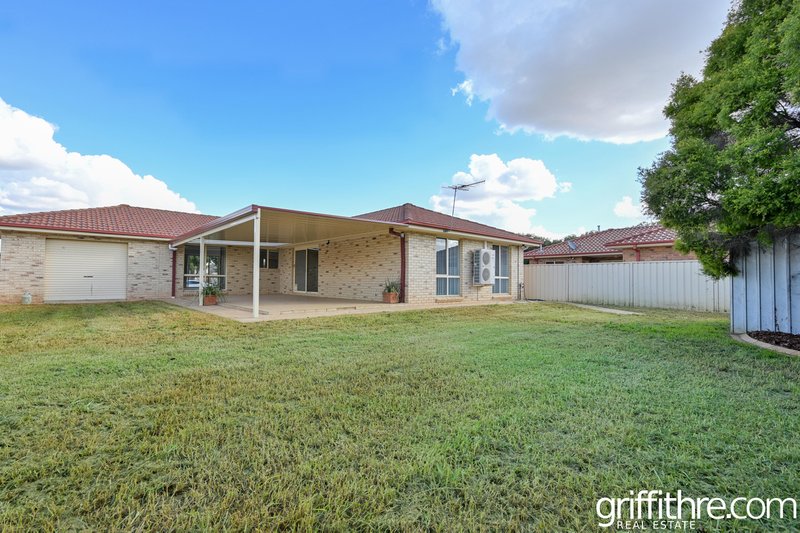 Photo - 19 Tubbo Crescent, Griffith NSW 2680 - Image 17