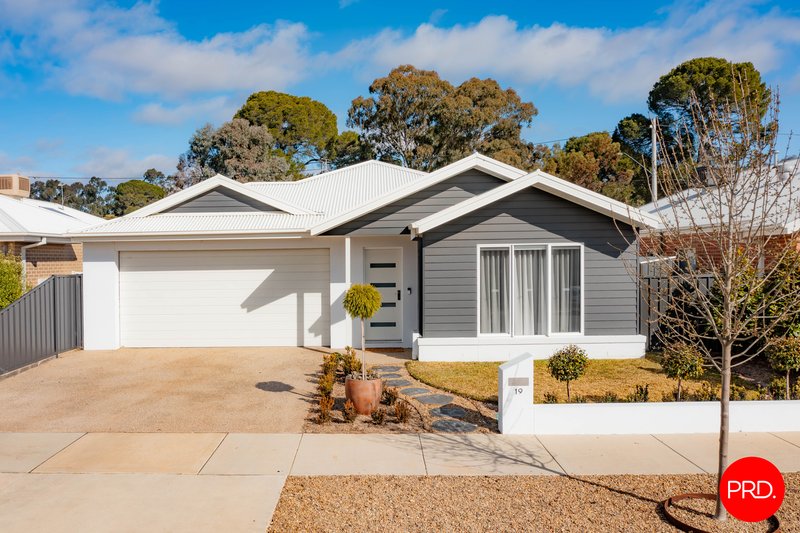 19 Tussock Drive, White Hills VIC 3550