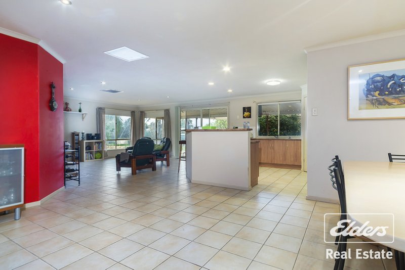 Photo - 19 Twartz Road, Roseworthy SA 5371 - Image 6