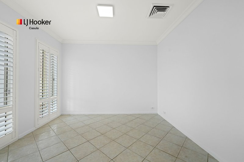 Photo - 19 Ulladulla Street, Prestons NSW 2170 - Image 6