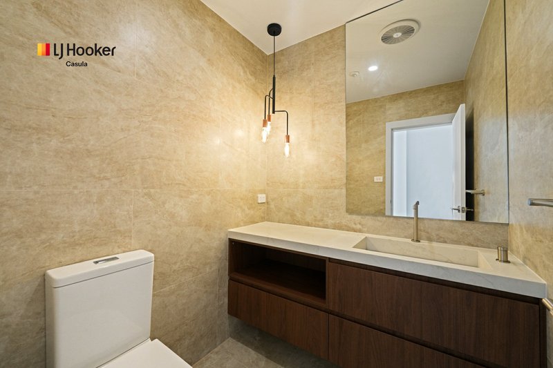 Photo - 19 Ulladulla Street, Prestons NSW 2170 - Image 11