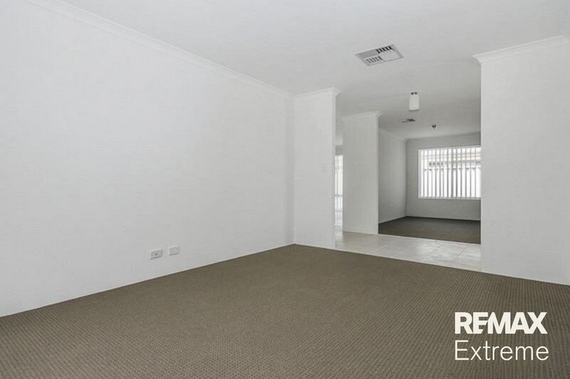 Photo - 19 Uppingham Way, Butler WA 6036 - Image 3