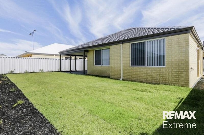 Photo - 19 Uppingham Way, Butler WA 6036 - Image 7