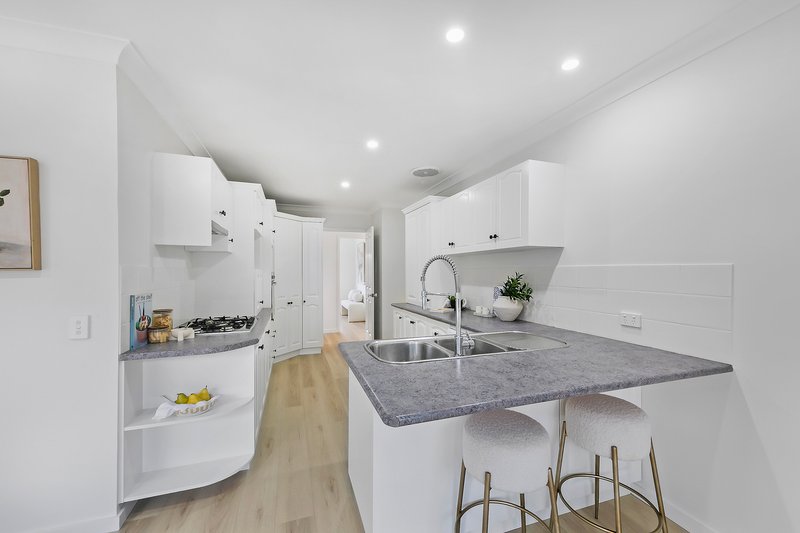 Photo - 19 Ursula Street, Winston Hills NSW 2153 - Image 8