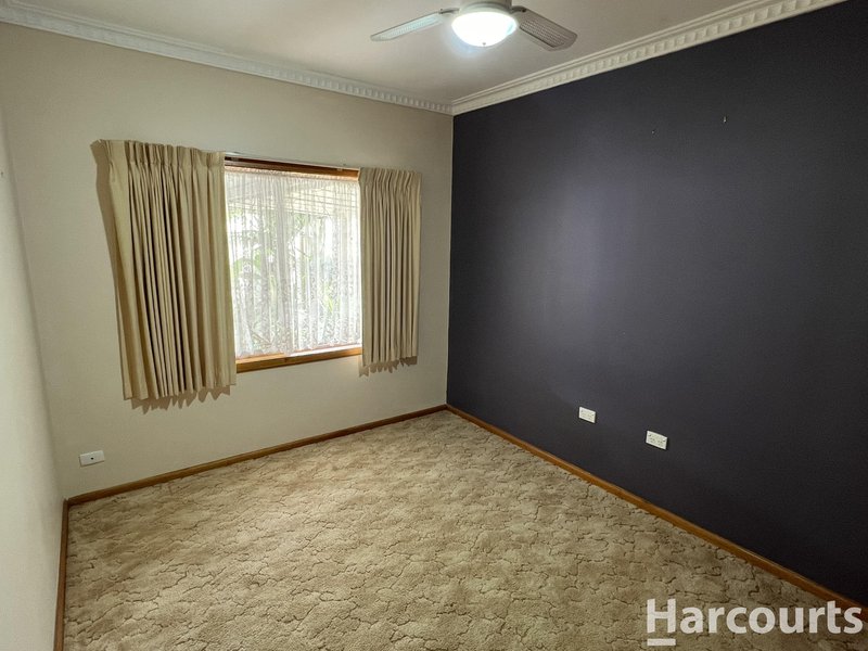 Photo - 19 Valentine Avenue, Horsham VIC 3400 - Image 8