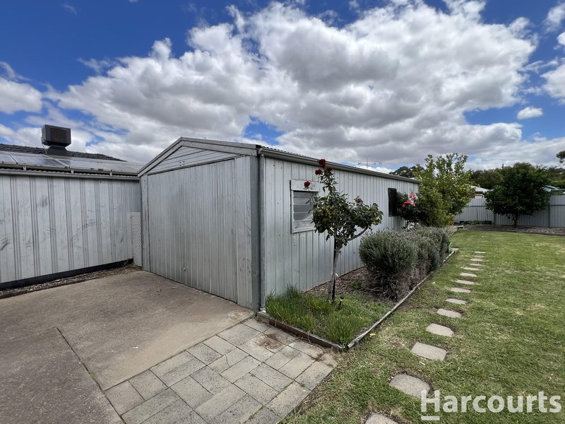 Photo - 19 Valentine Avenue, Horsham VIC 3400 - Image 13