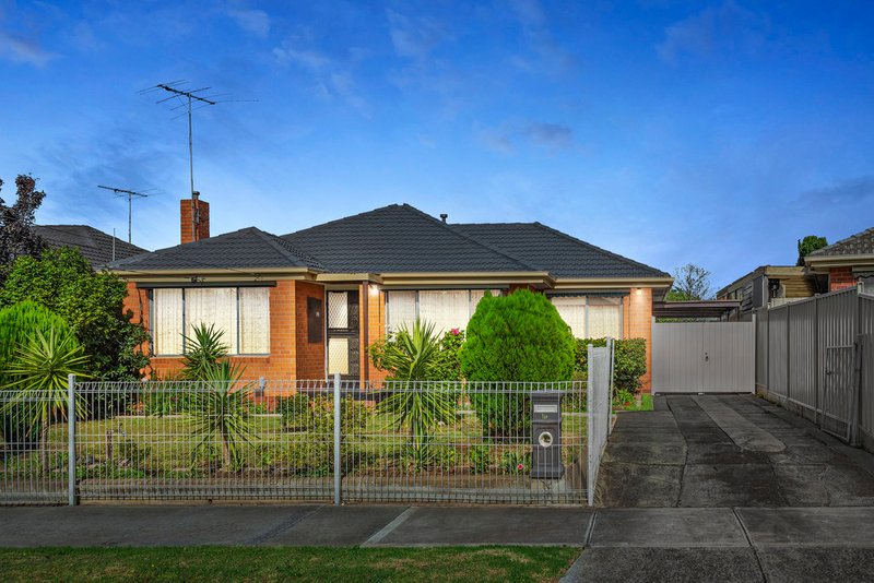 19 Valerie Street, Lalor VIC 3075