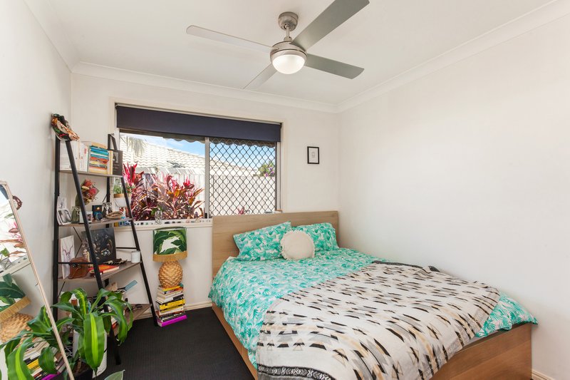 Photo - 1/9 Valmai Court, Burleigh Waters QLD 4220 - Image 10