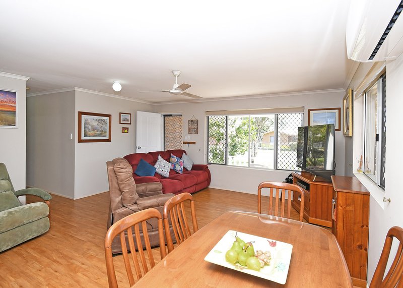 Photo - 19 Vanda Street, Urangan QLD 4655 - Image 8