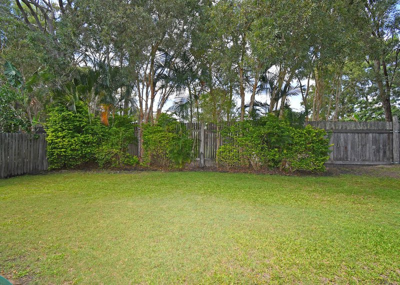 Photo - 19 Vanda Street, Urangan QLD 4655 - Image 23