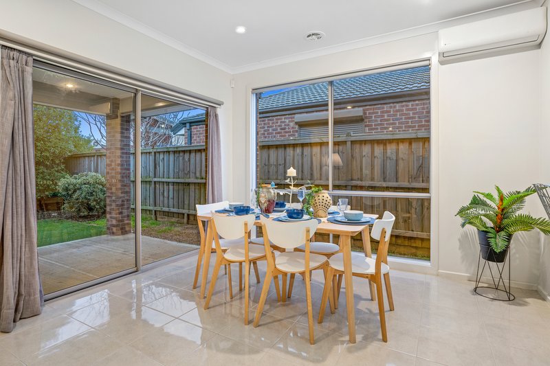 Photo - 19 Verde Parade, Epping VIC 3076 - Image 6