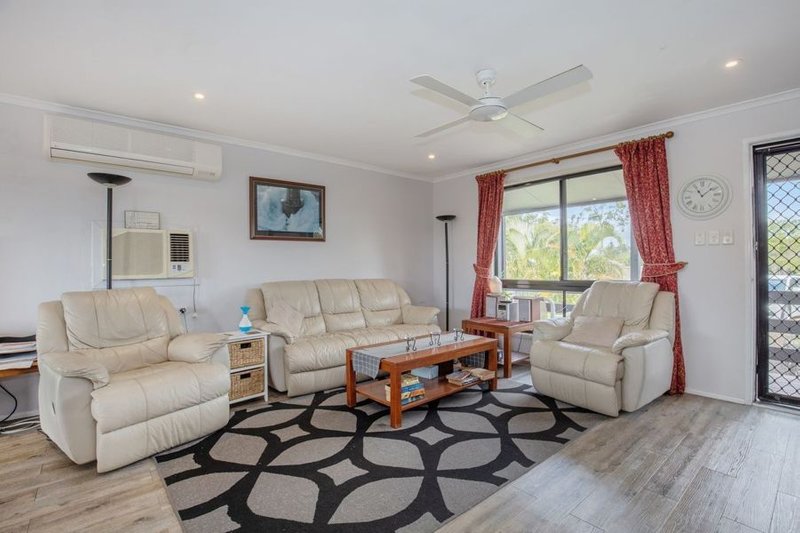 Photo - 1/9 Verdelho Way, Molendinar QLD 4214 - Image 5