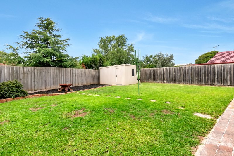 Photo - 19 Vernon Court, Hoppers Crossing VIC 3029 - Image 10