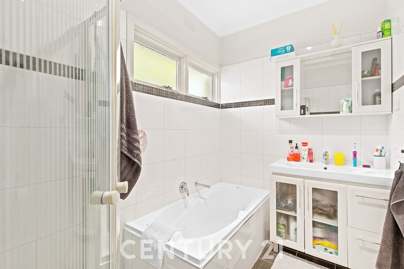 Photo - 19 View Street, Clayton VIC 3168 - Image 7