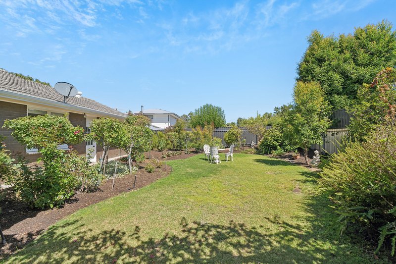 Photo - 19 Vynland Drive, Flagstaff Hill SA 5159 - Image 22