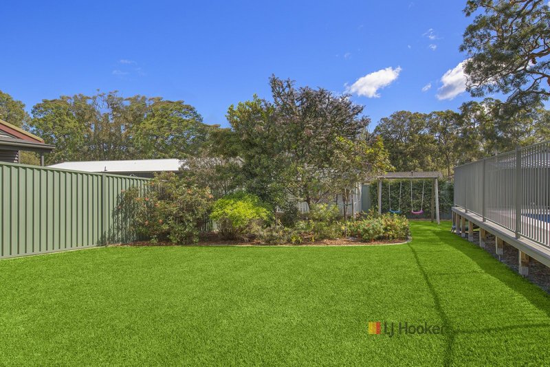 Photo - 19 Wadalba Avenue, Lake Haven NSW 2263 - Image 17