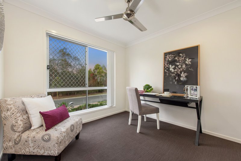 Photo - 19 Wagtail Street, Upper Kedron QLD 4055 - Image 12