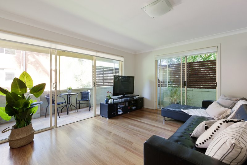 Photo - 1/9 Waine Street, Freshwater NSW 2096 - Image 2