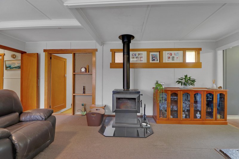 Photo - 19 Walker Street, St Helens TAS 7216 - Image 9