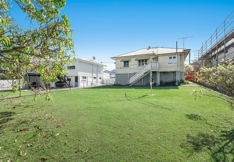 Photo - 19 Walter Street, Murarrie QLD 4172 - Image 3