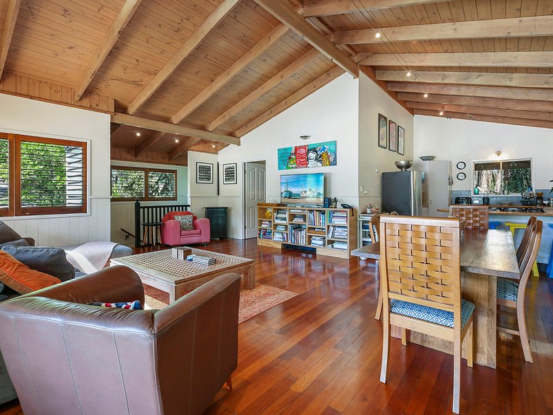 Photo - 19 Warana Street, Noosa Heads QLD 4567 - Image 4