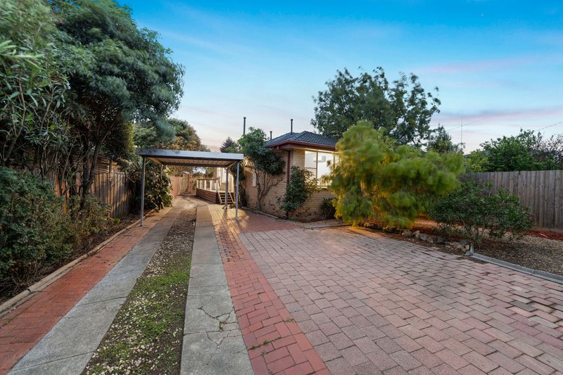 Photo - 19 Warbla Street, Dandenong North VIC 3175 - Image 15