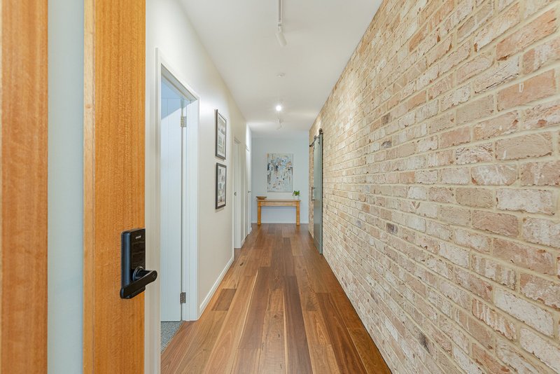 Photo - 19 Warbler Circuit, Bega NSW 2550 - Image 2