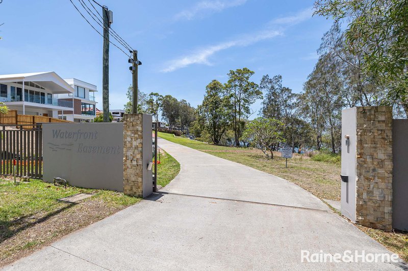 Photo - 19 Waterfront Easement , Redland Bay QLD 4165 - Image 11