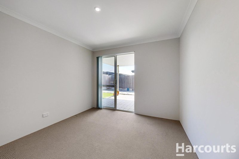 Photo - 19 Waterhouse Street, Brabham WA 6055 - Image 10