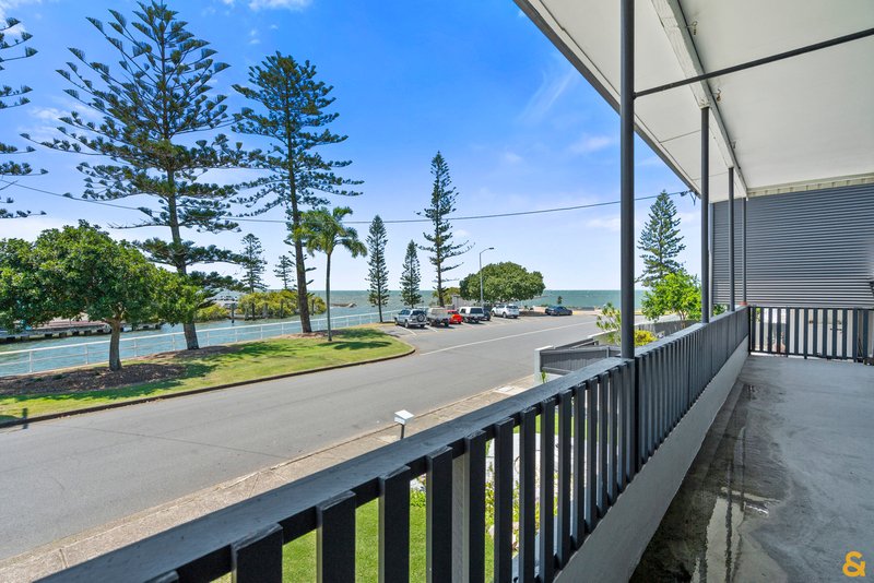 Photo - 19 Waterloo Esplanade, Wynnum QLD 4178 - Image 4