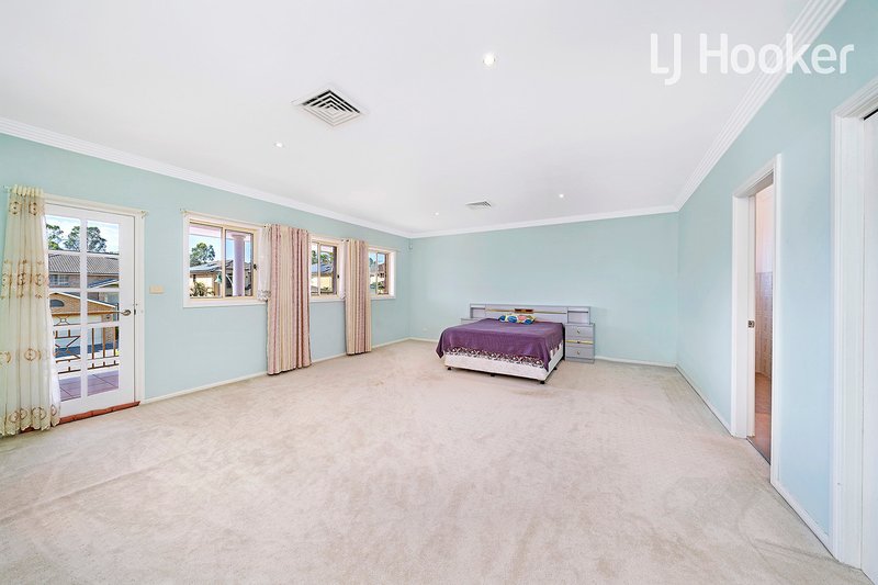 Photo - 19 Watling Avenue, West Hoxton NSW 2171 - Image 12