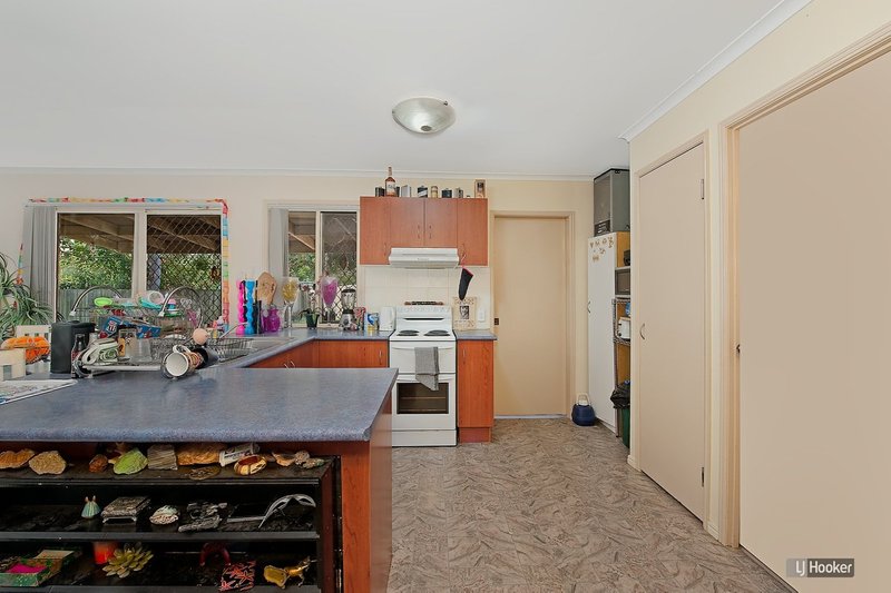 Photo - 19 Wentworth Place, Narangba QLD 4504 - Image 4