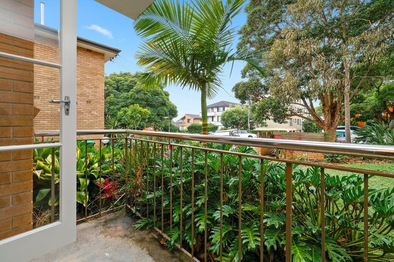 Photo - 1/9 Wheeler Parade, Dee Why NSW 2099 - Image 3