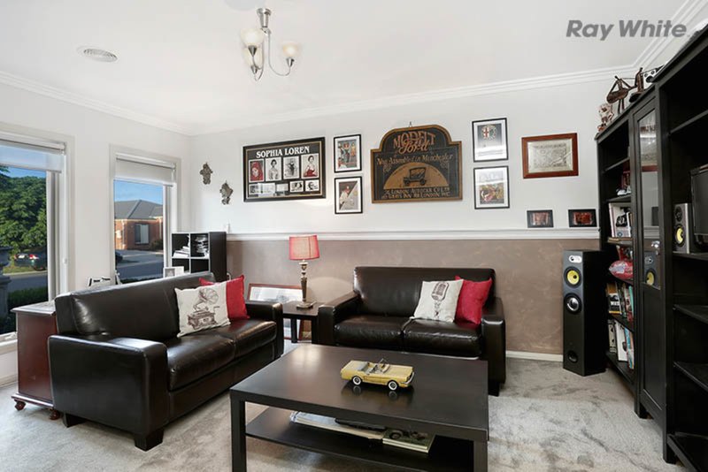 Photo - 19 Wildcherry Place, Point Cook VIC 3030 - Image 7