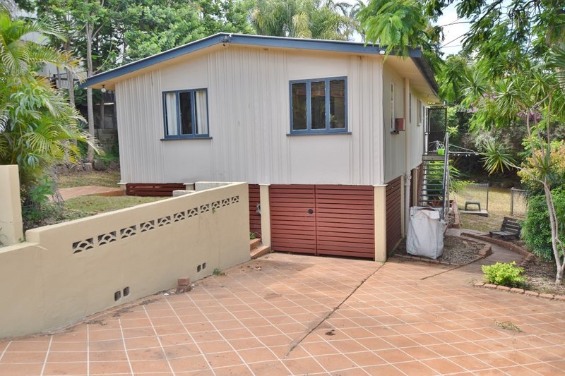 Photo - 19 Williamson Street, West Gladstone QLD 4680 - Image 16