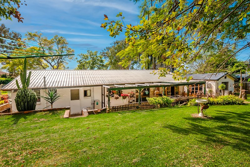 Photo - 19 Willow Road West , Redbank Plains QLD 4301 - Image 11