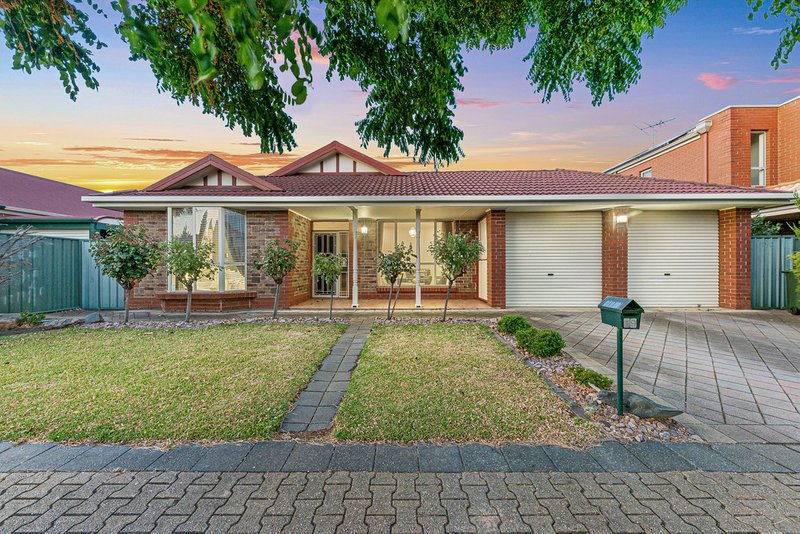 19 Windermere Crescent, Mawson Lakes SA 5095