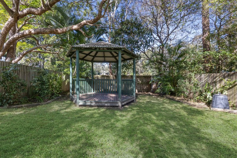 Photo - 19 Witton Road, Indooroopilly QLD 4068 - Image 11