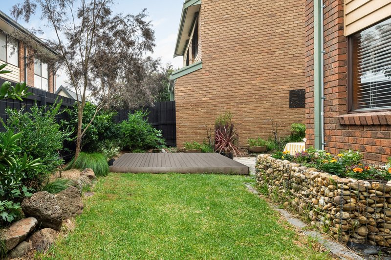 Photo - 19 Woodland Drive, Cheltenham VIC 3192 - Image 15