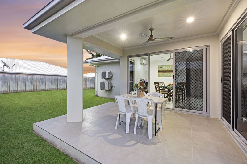 Photo - 19 Woongaroo Avenue, Bohle Plains QLD 4817 - Image 7