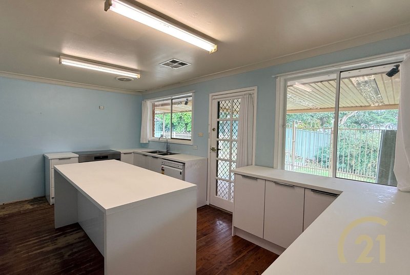 Photo - 19 Wordsworth Avenue, Leumeah NSW 2560 - Image 3