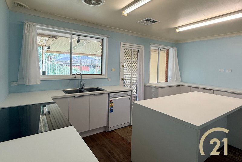 Photo - 19 Wordsworth Avenue, Leumeah NSW 2560 - Image 4