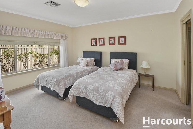 Photo - 19 Wotonga Drive, Horsham VIC 3400 - Image 9